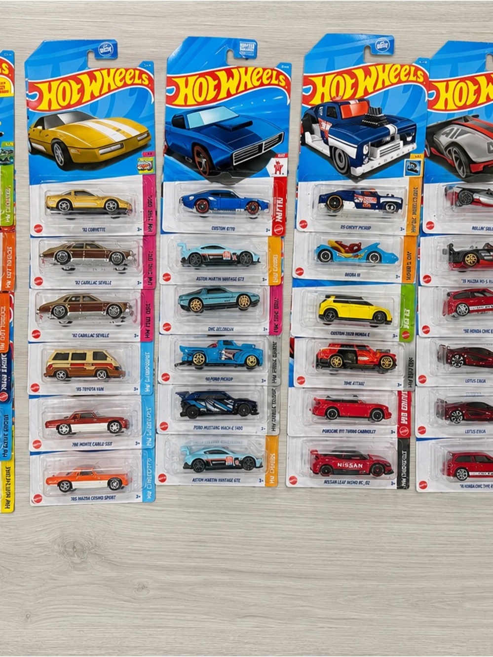 Hot Wheels Blue Die-Cast Car Pack - Assorted Blue Vehicles